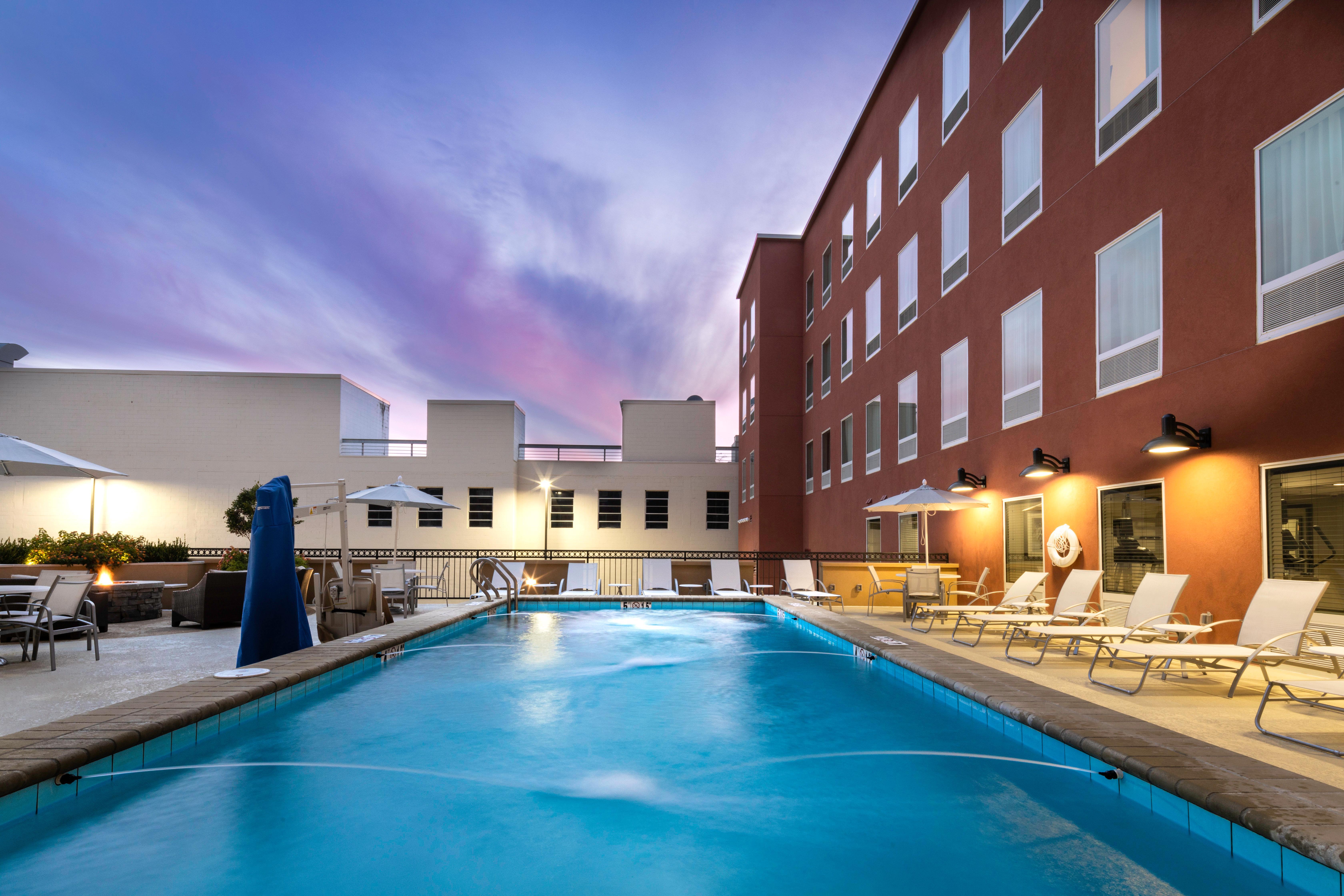 Staybridge Suites Montgomery - Downtown By Ihg Luaran gambar